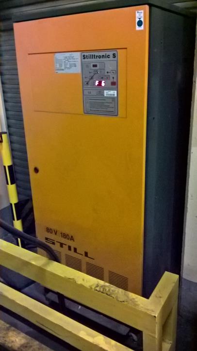 Des chariots de manutention bien entretenus-10